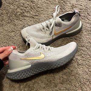 Nike tennis shoes